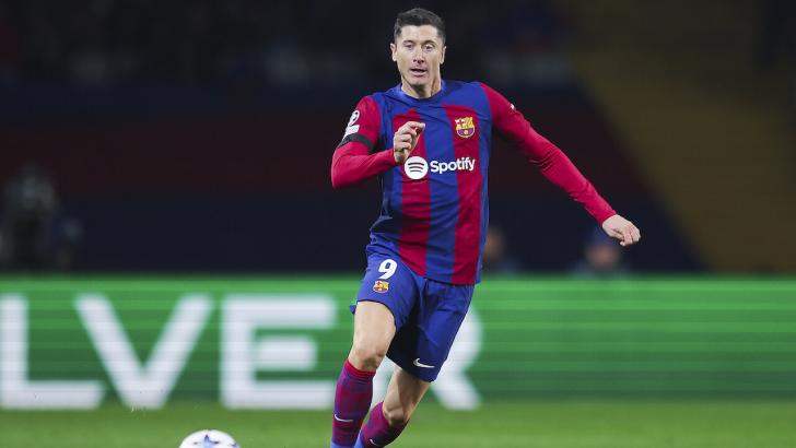 Robert Lewandowski in action for Barcelona and is backed to score again